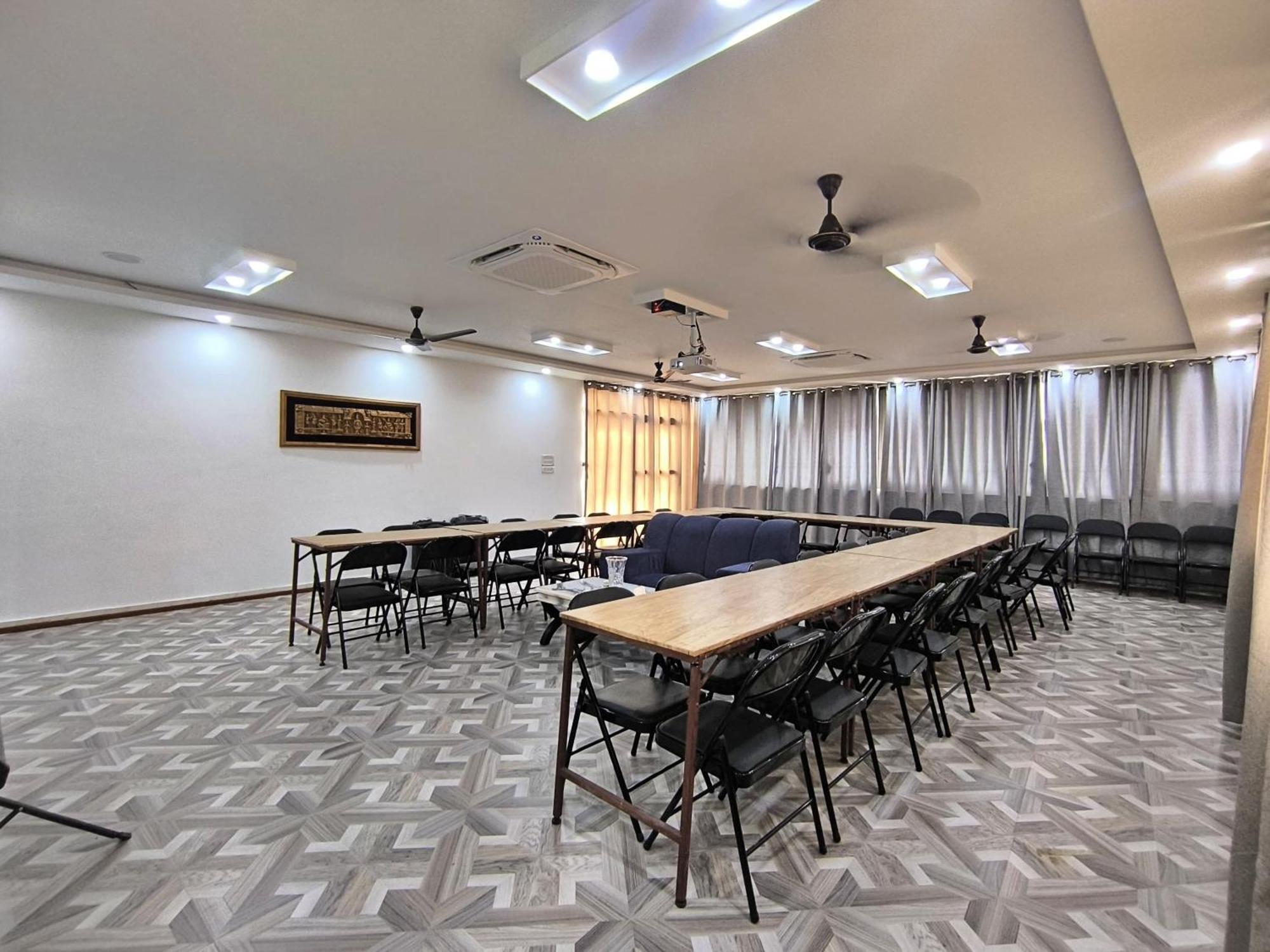Hotel Peaceland Lumbini Dış mekan fotoğraf